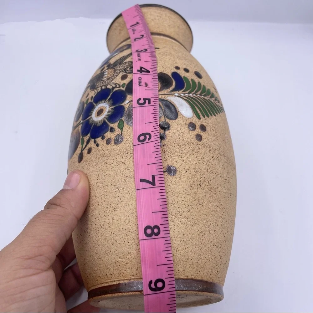 Mexican folk art tonala pottery vase, signed hand painted sandstone